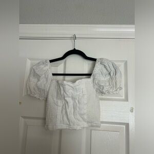 Puffed Sleeve Top- size small in white